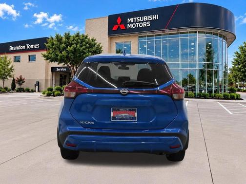 Electric Blue Metallic 2024 Nissan Kicks S