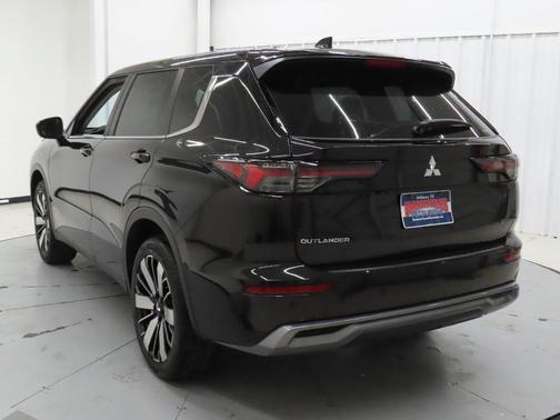 Diamond 2026 Mitsubishi Outlander SE