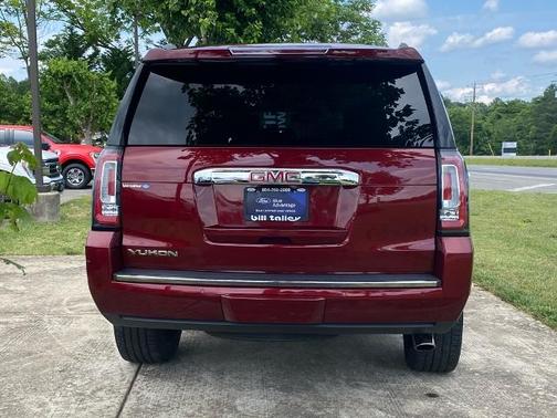 2016 GMC Yukon DENALI
