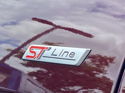 2022 Ford Edge ST LINE