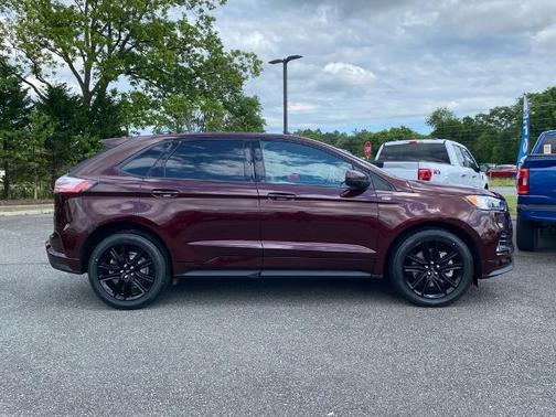 2022 Ford Edge ST LINE