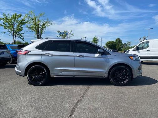 2022 Ford Edge ST LINE