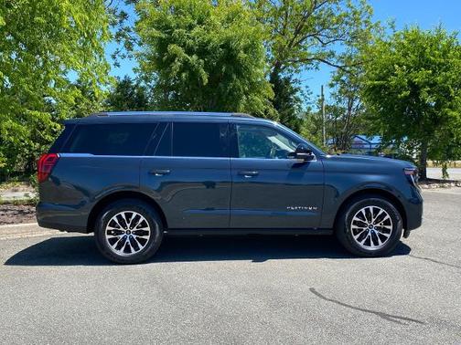 STONE BLUE METALLIC 2025 Ford Expedition PLATINUM