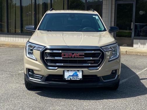 2023 GMC Terrain AT4