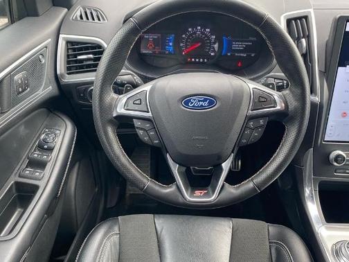2024 Ford Edge ST