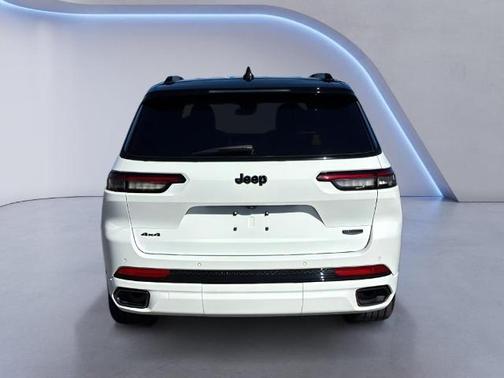 2024 Jeep Grand Cherokee SUMMIT