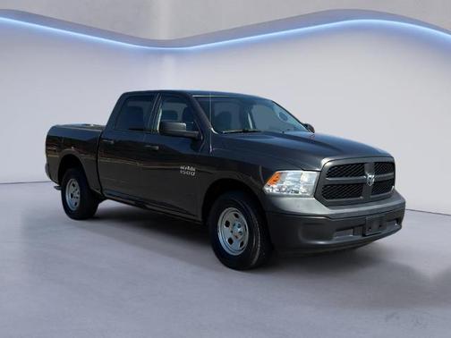 2018 RAM 1500 ST