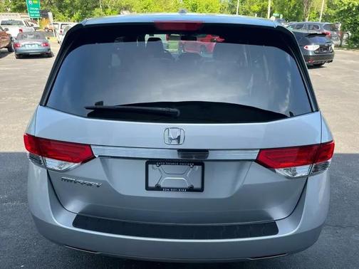 Alabaster Silver Metallic 2014 Honda Odyssey EX-L