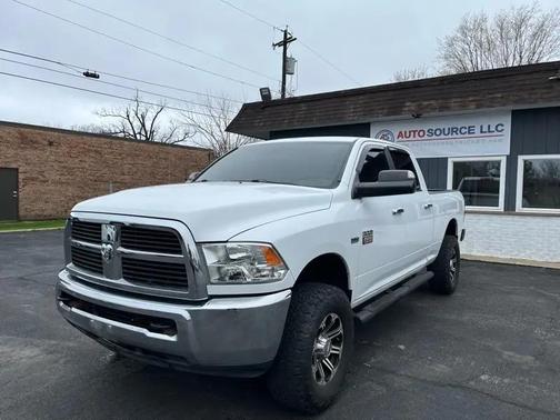 White 2012 RAM 2500 SLT Crew Cab SWB 4WD Truck