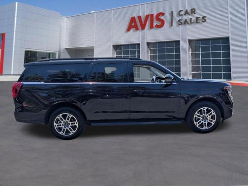 Black Metallic 2025 Ford Expedition Max Active 4x4