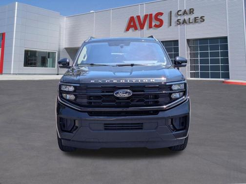 Black Metallic 2025 Ford Expedition Max Active 4x4