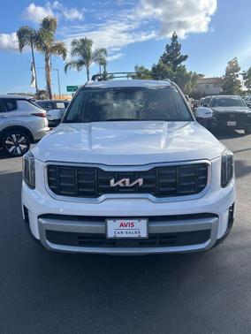 Glacial White Pearl 2025 Kia Telluride S