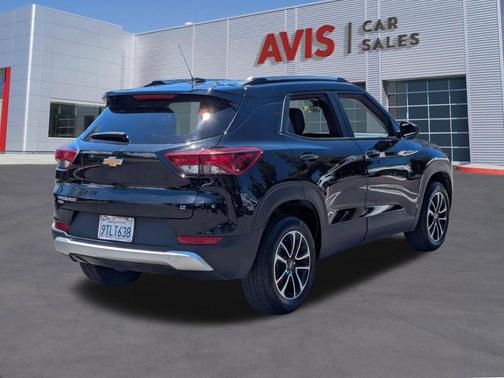 Black Metallic 2025 Chevrolet Trailblazer LT