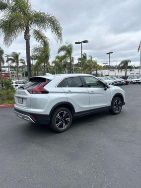 White Diamond 2025 Mitsubishi Eclipse Cross SE