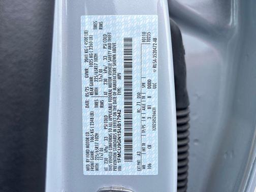 Silver Metallic 2025 Ford Escape Active