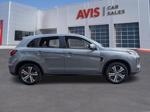 Mercury Gray Metallic 2025 Mitsubishi Outlander Sport SE