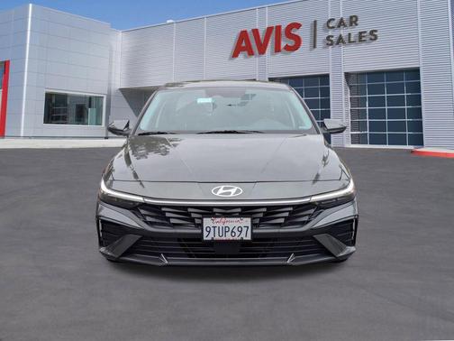 Gray 2025 Hyundai ELANTRA SEL