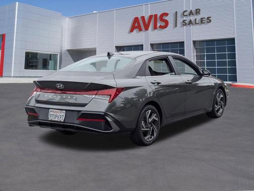 Gray 2025 Hyundai ELANTRA SEL