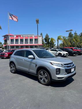 Alloy Silver Metallic 2025 Mitsubishi Outlander Sport SE