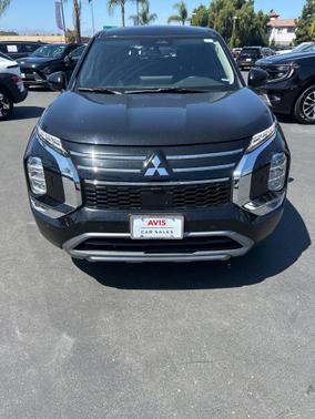 Black 2025 Mitsubishi Outlander SE S-AWC