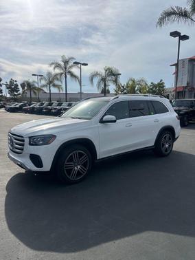 2025 Mercedes-Benz GLS 450 4MATIC