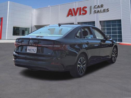 2025 Volkswagen Jetta 1.5T SE