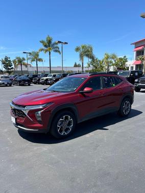 2025 Chevrolet Trax LT