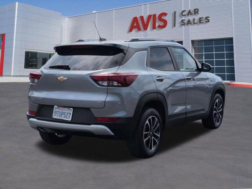 Sterling Gray Metallic 2025 Chevrolet Trailblazer LT