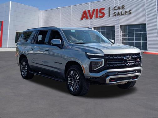 2025 Chevrolet Suburban 4WD Z71