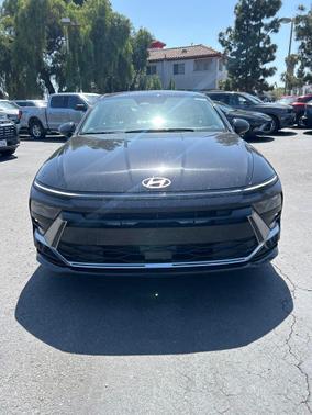 Abyss Black 2025 Hyundai SONATA SEL