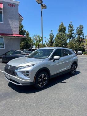 Silver 2025 Mitsubishi Eclipse Cross SE