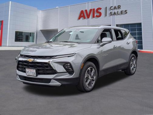 Sterling Gray Metallic 2025 Chevrolet Blazer 2LT