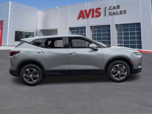 Sterling Gray Metallic 2025 Chevrolet Blazer 2LT