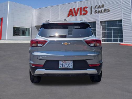 Sterling Gray Metallic 2025 Chevrolet Trailblazer LT