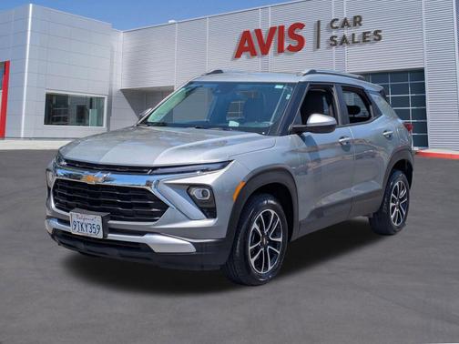 Sterling Gray Metallic 2025 Chevrolet Trailblazer LT