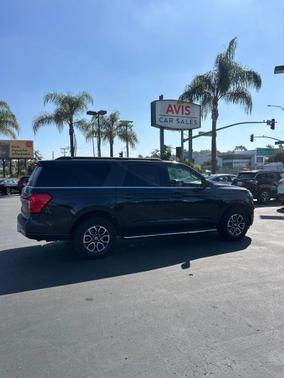 Dark Matter Metallic 2023 Ford Expedition Max XLT