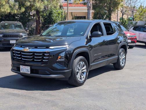 Mosaic Black Metallic 2025 Chevrolet Equinox 1LT