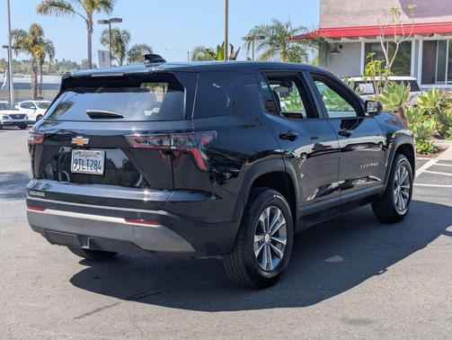 Mosaic Black Metallic 2025 Chevrolet Equinox 1LT