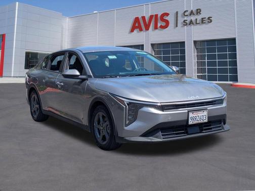 Steel Gray 2025 Kia K4 LXS