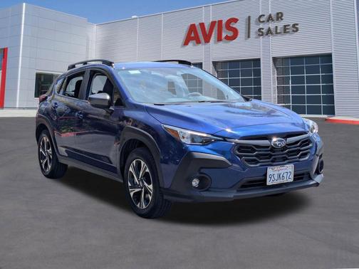 Sapphire Blue Pearl 2025 Subaru Crosstrek Premium