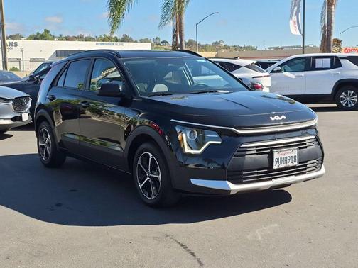 Aurora Black Pearl 2025 Kia Niro LX