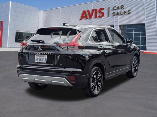 Labrador Black Pearl 2025 Mitsubishi Eclipse Cross SE