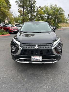 Labrador Black Pearl 2025 Mitsubishi Eclipse Cross SE
