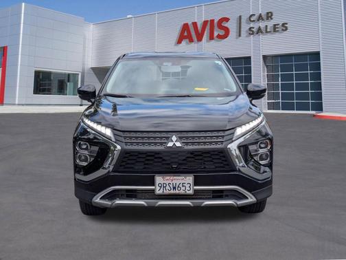 Labrador Black Pearl 2025 Mitsubishi Eclipse Cross SE