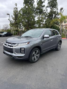 Mercury Gray Metallic 2025 Mitsubishi Outlander Sport SE