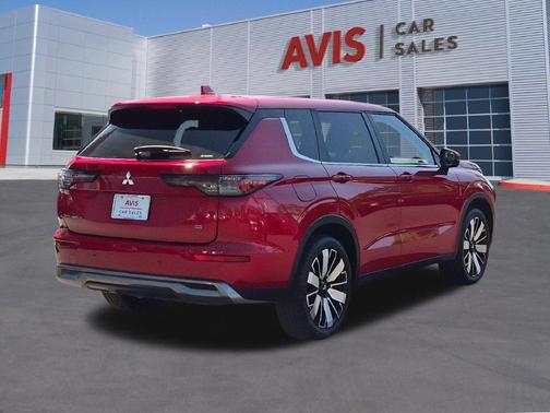 Red Diamond 2025 Mitsubishi Outlander SE S-AWC