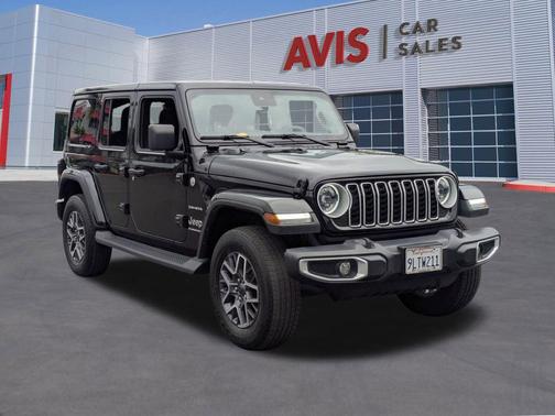 2024 Jeep Wrangler 4-Door Sahara 4x4