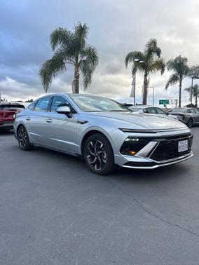 Aero Silver 2025 Hyundai SONATA SEL