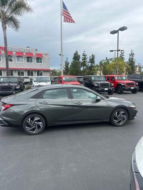 2025 Hyundai ELANTRA SEL
