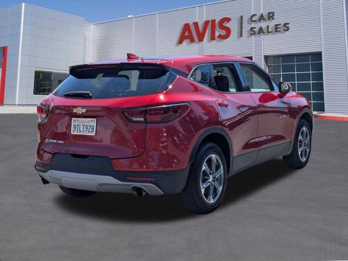 Radiant Red Tintcoat 2025 Chevrolet Blazer 2LT
